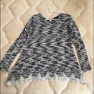 Gray sweater with lace hem